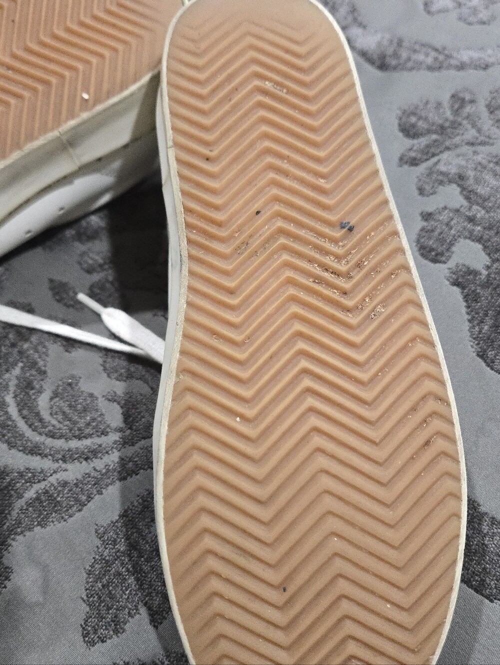 Golden Goose White Sneakers with Silver Glitter Star - Picture 7 of 7